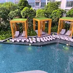 Core Raintree Residence Trx